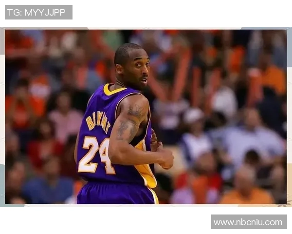 2001年科比在季后赛对决国王的精彩表现与传奇时刻回顾